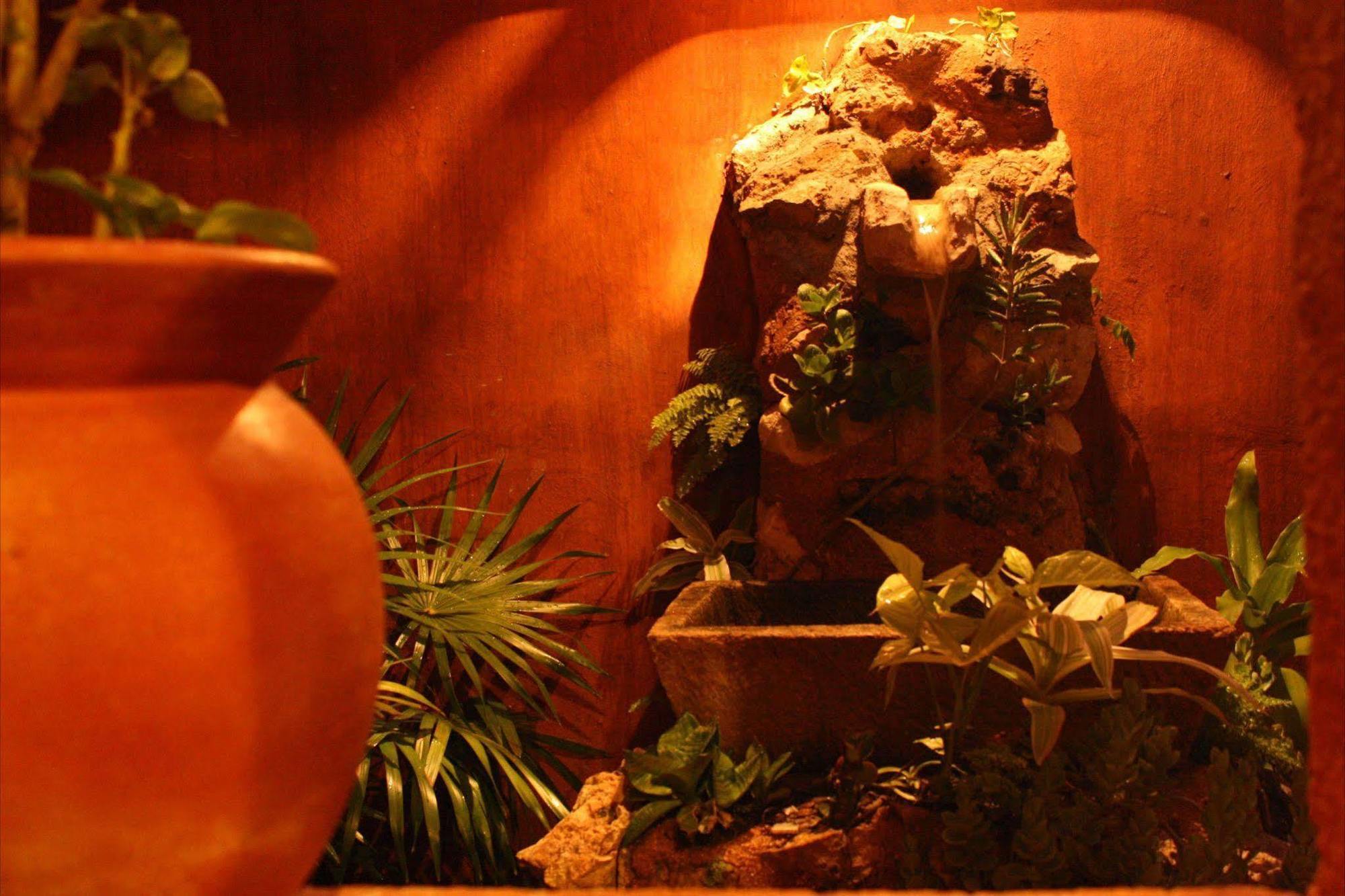 Hotel Casa Marlene à Valladolid  Extérieur photo