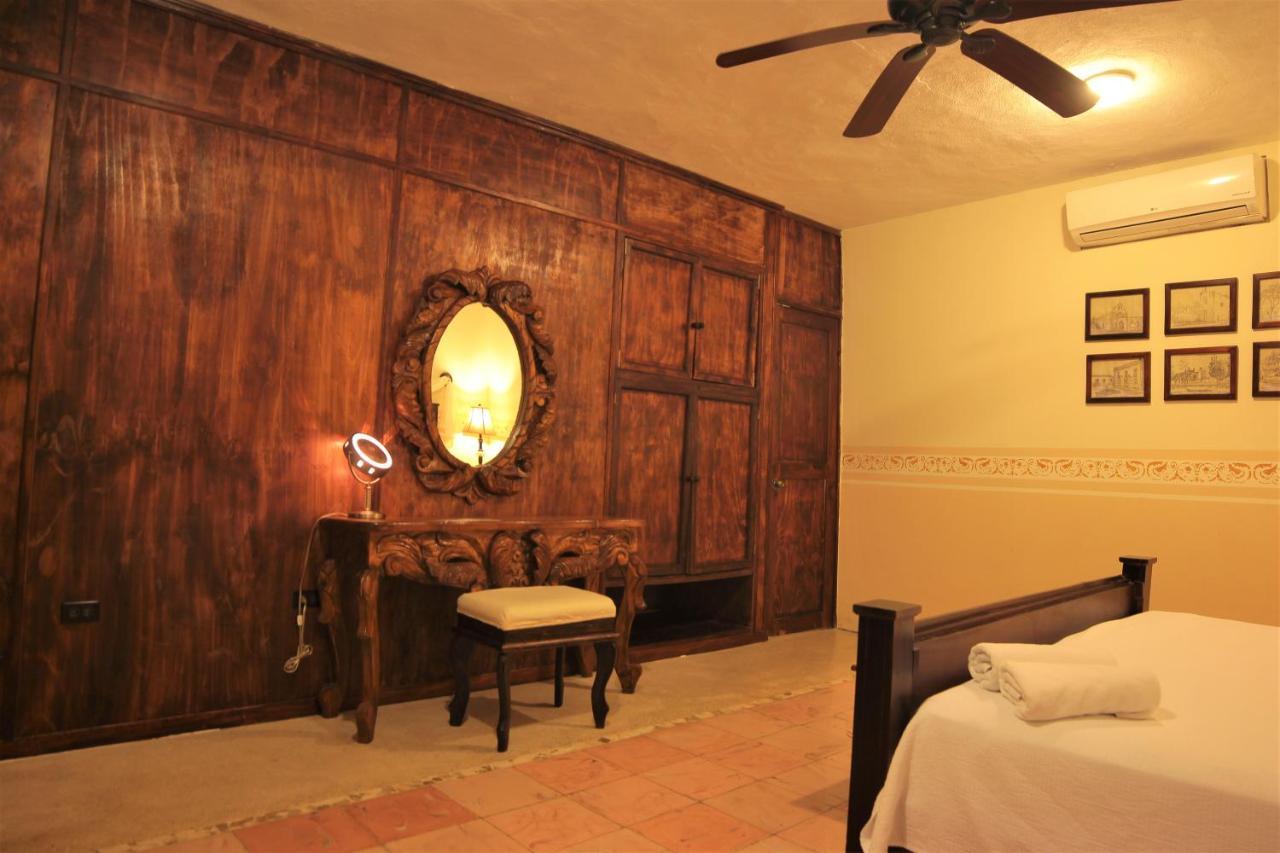 Hotel Casa Marlene à Valladolid  Extérieur photo