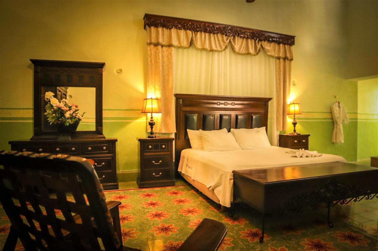 Hotel Casa Marlene à Valladolid  Extérieur photo
